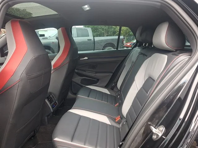 Used 2024  Volkswagen Autobahn image 10