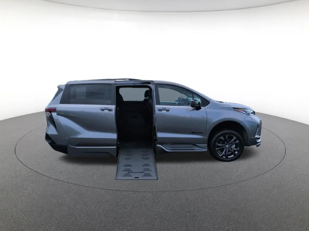 2026 Toyota Sienna