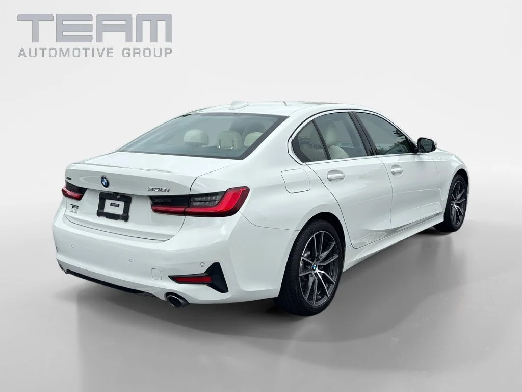 Used 2019 White BMW 330i xDrive image 7
