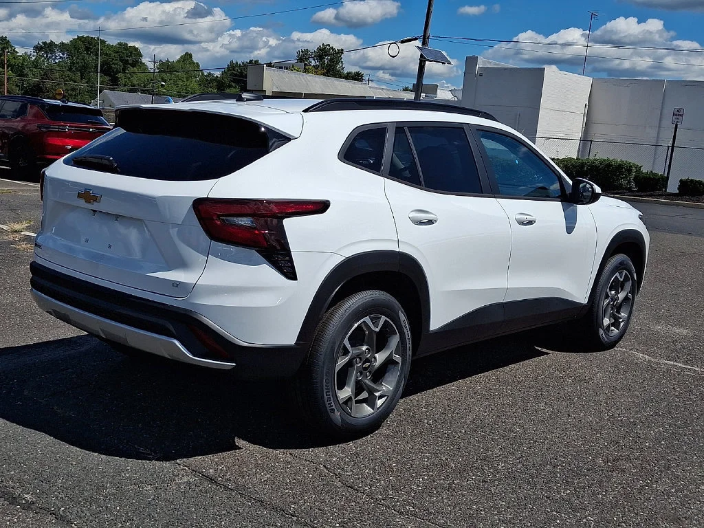 New 2026 Summit White Chevrolet LT image 8