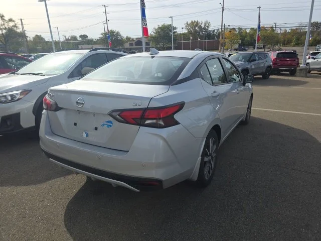 Used 2022 Silver Nissan 1.6 SV image 8