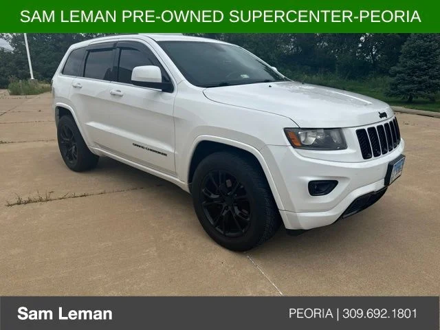 Used 2015 White Jeep Altitude image 4