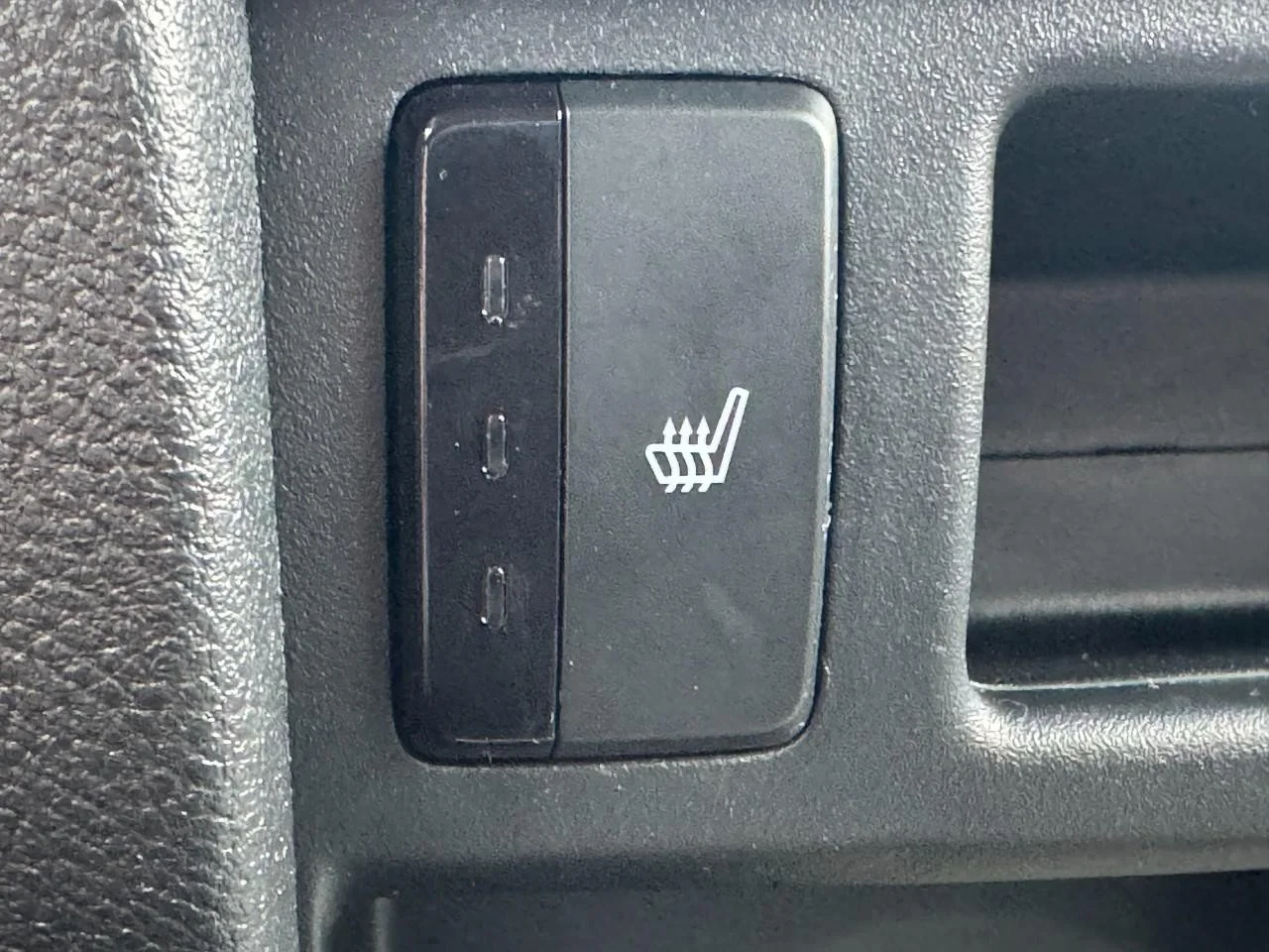 2022 Honda Pilot SE - Photo 24