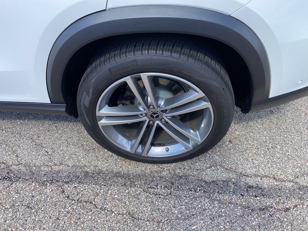 Certified Used 2022 WHITE Mercedes-Benz GLE 450 4MATIC® image 8