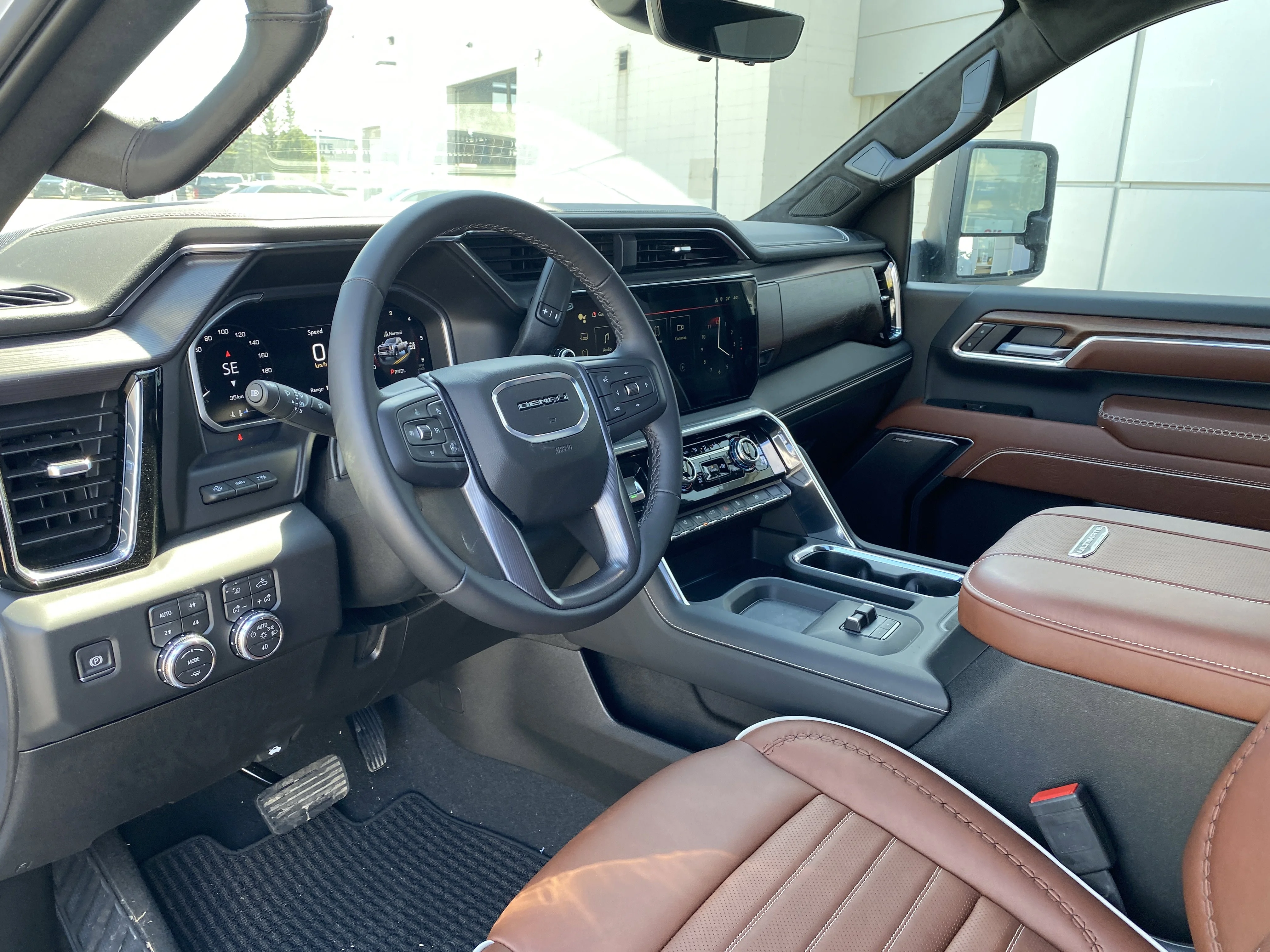 New 2026 GLACIER WHITE TRICOAT GMC Denali Ultimate image 15
