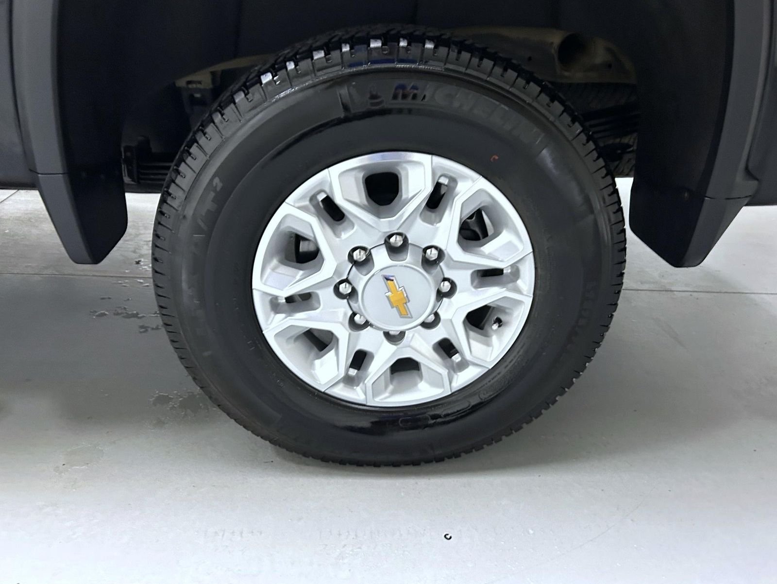 Used 2025 Black Chevrolet LT image 22
