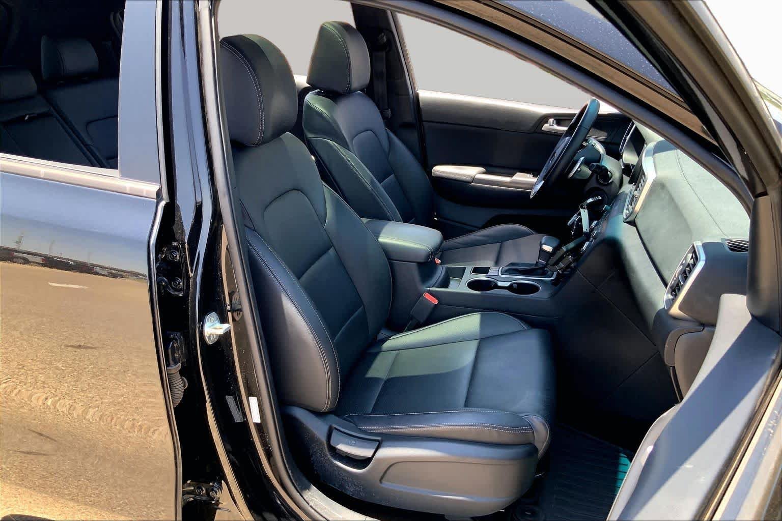 Used 2021 Black Cherry Kia S image 9
