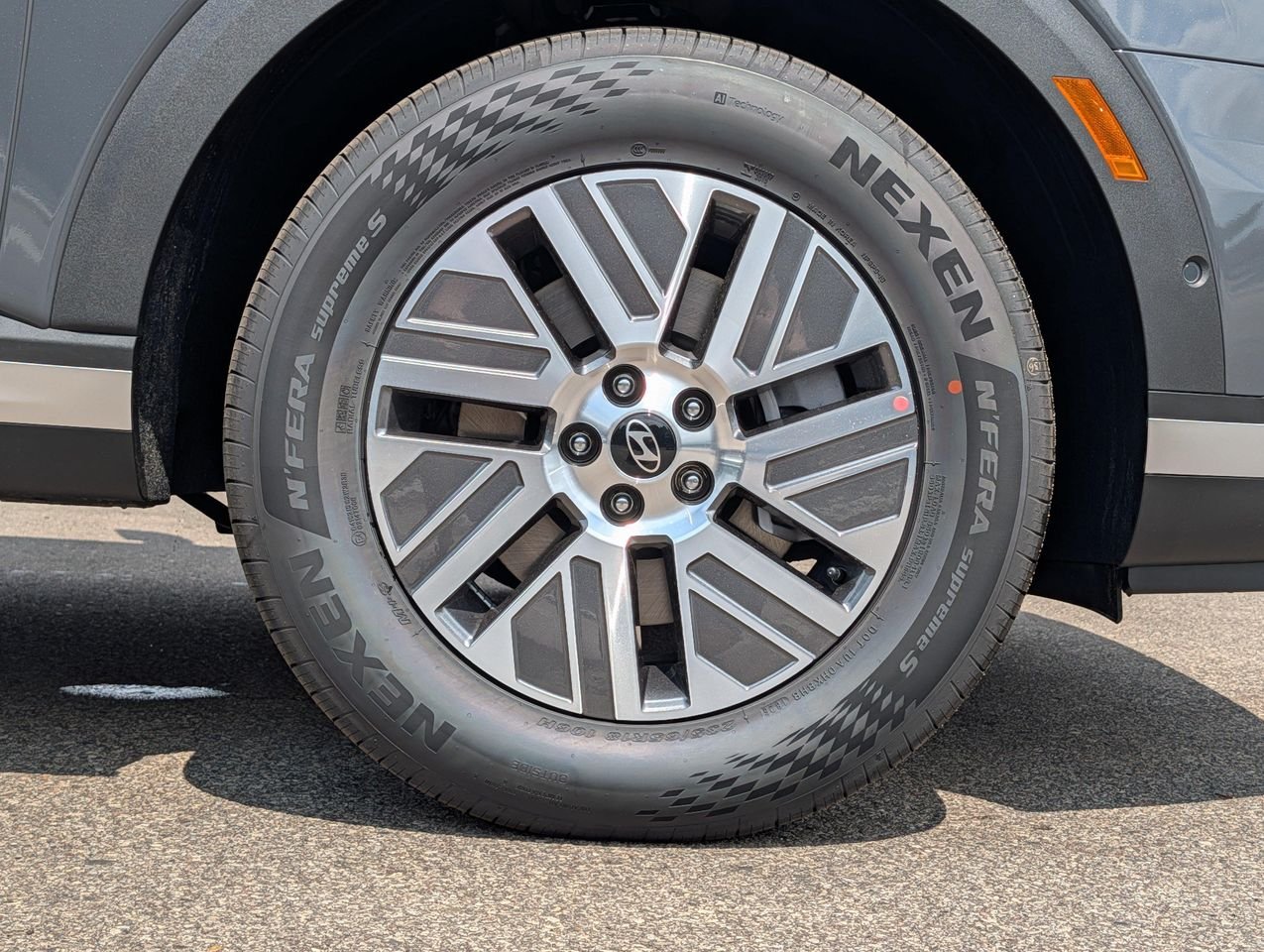New 2026 Ecotronic Gray Pearl Hyundai SEL Premium 7P image 5