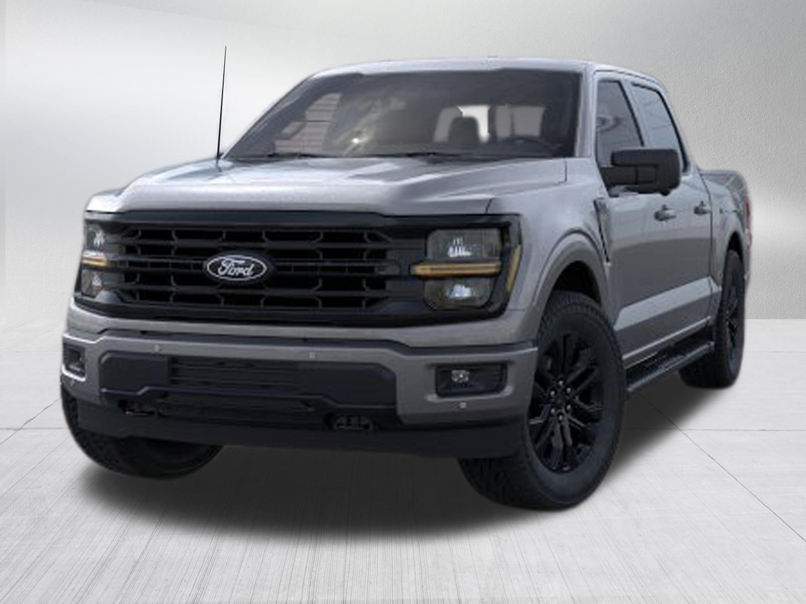 New 2026 Carbonized Gray Metallic Ford XLT image 3