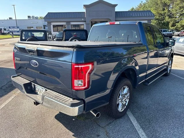 Used 2016 Blue Ford XLT image 4