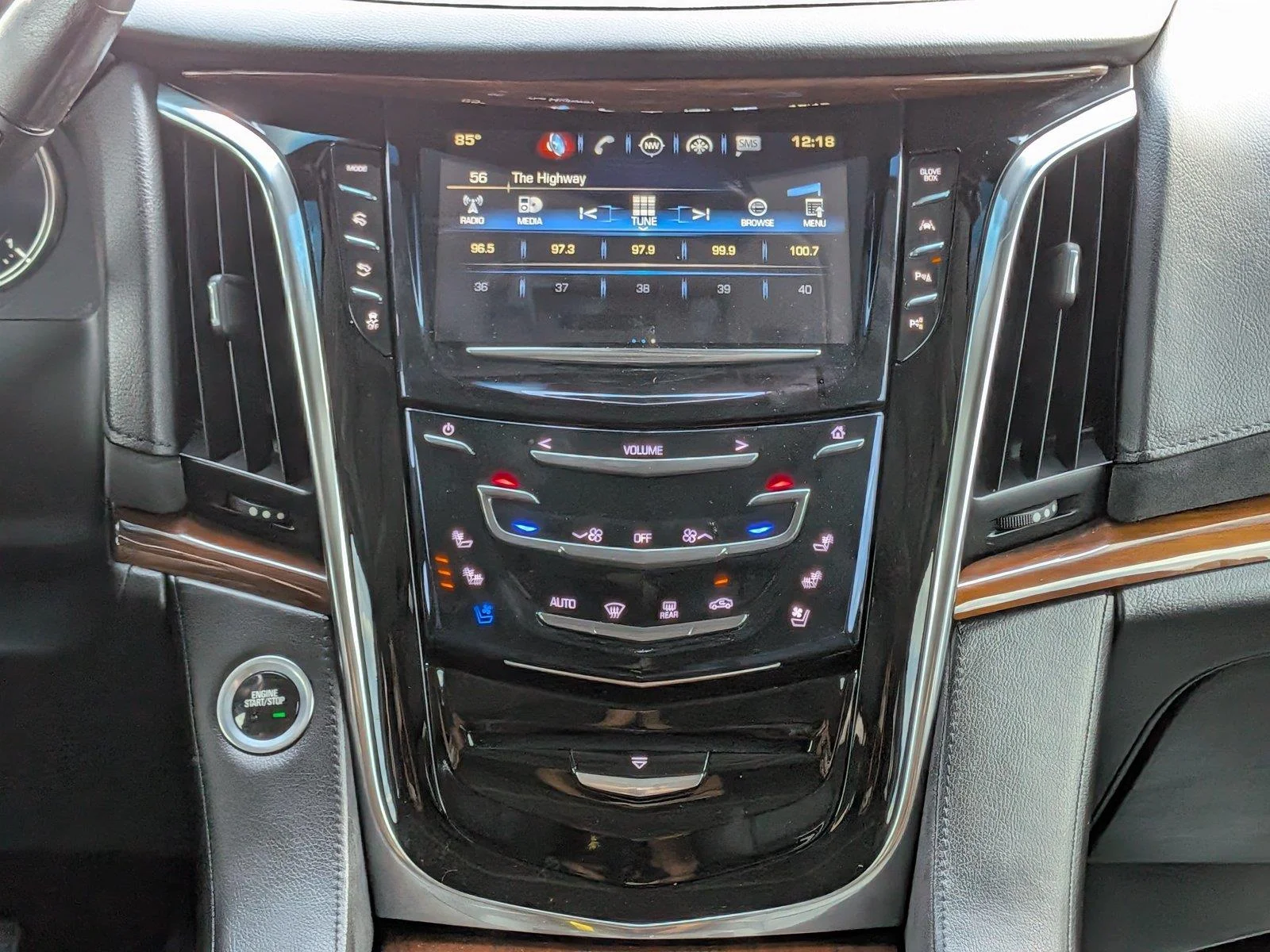Used 2018 Gray Cadillac Luxury image 22