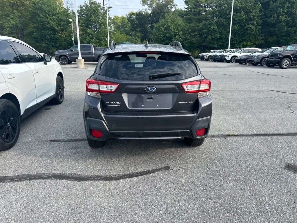 Used 2019 Gray Subaru 2.0i Premium image 6