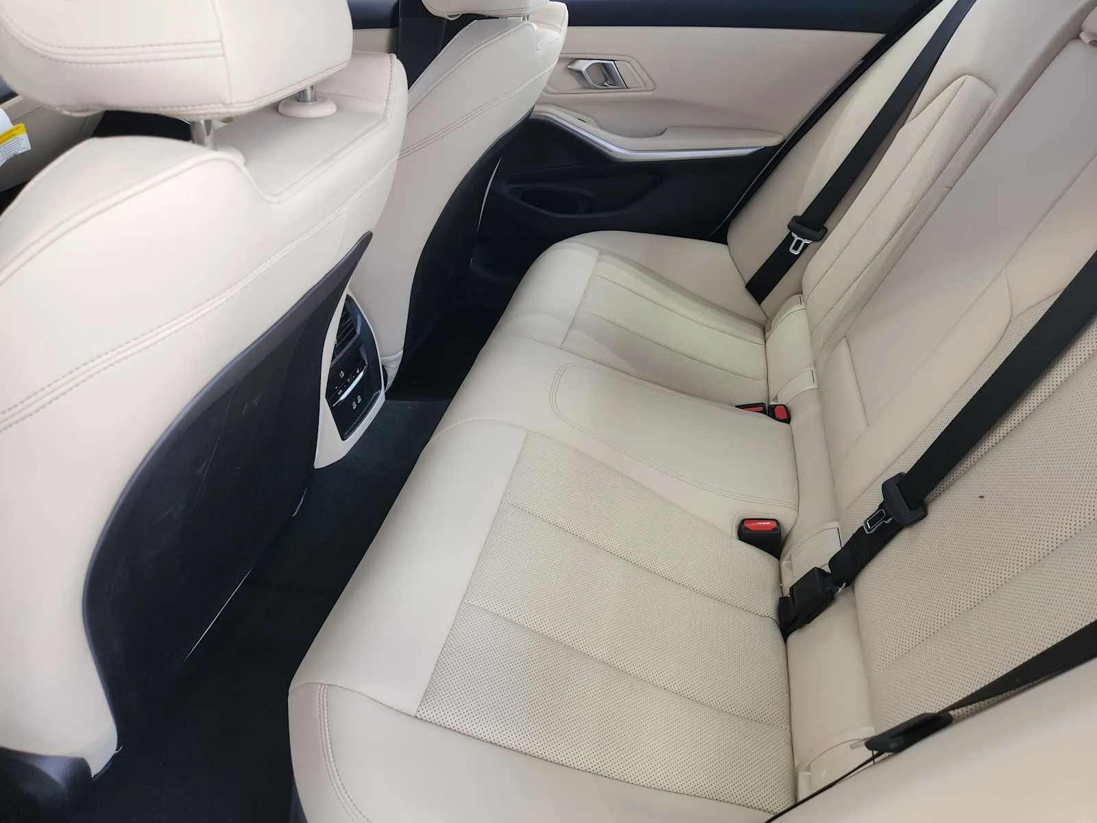 Certified Used 2026 Mineral White Metallic BMW 330i NA xDrive image 20