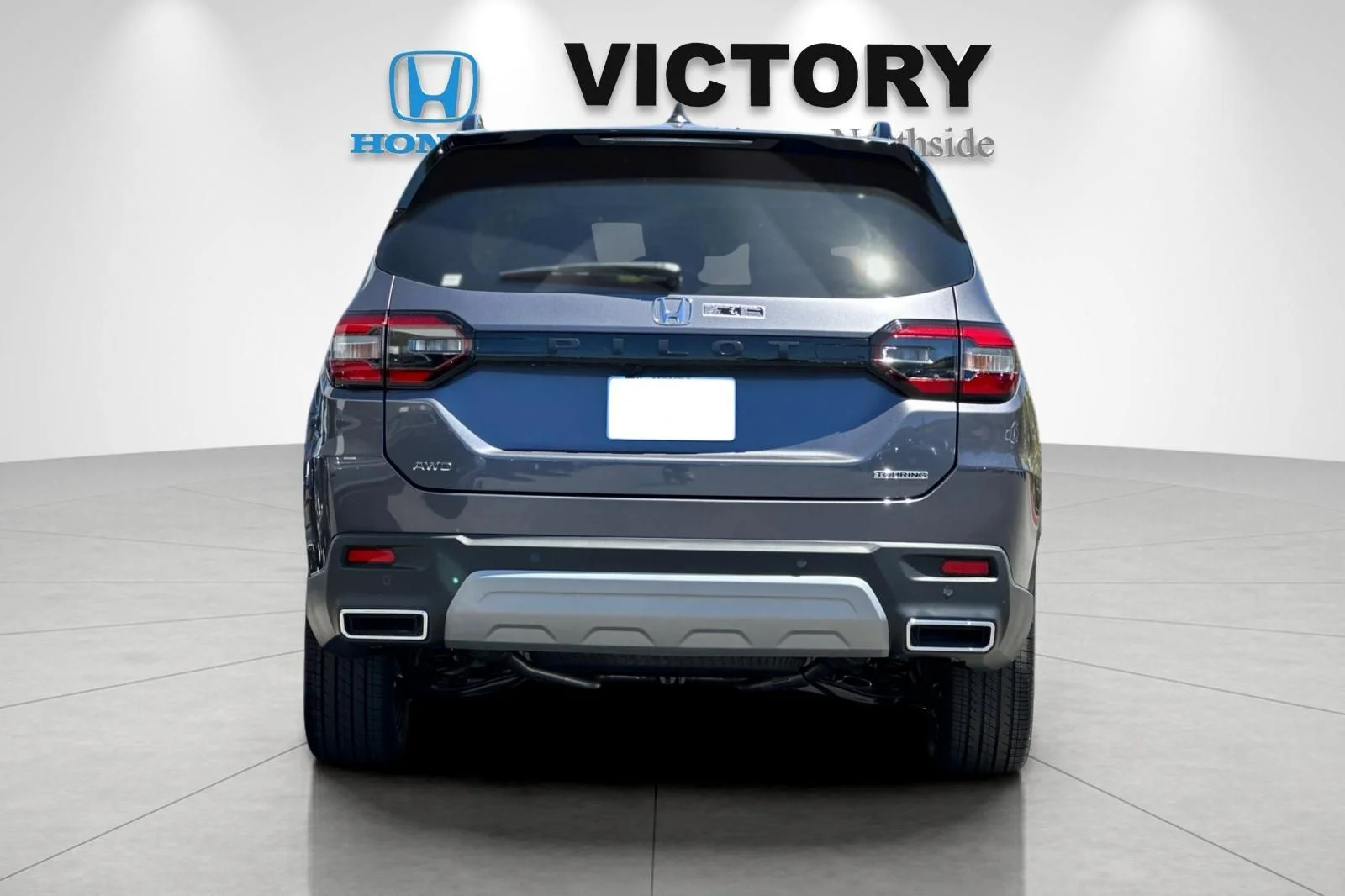 New 2025 Modern Steel Metallic Honda Touring image 4