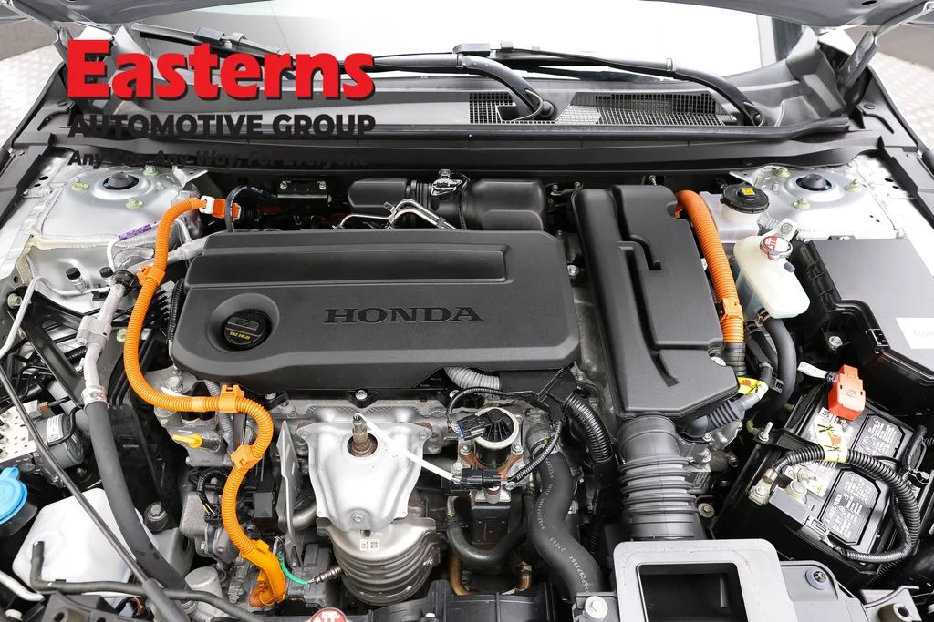 Used 2024 Silver Honda Sport-L image 7