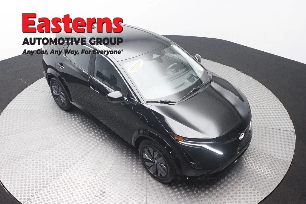 Used 2023 Black Nissan ENGAGE image 3