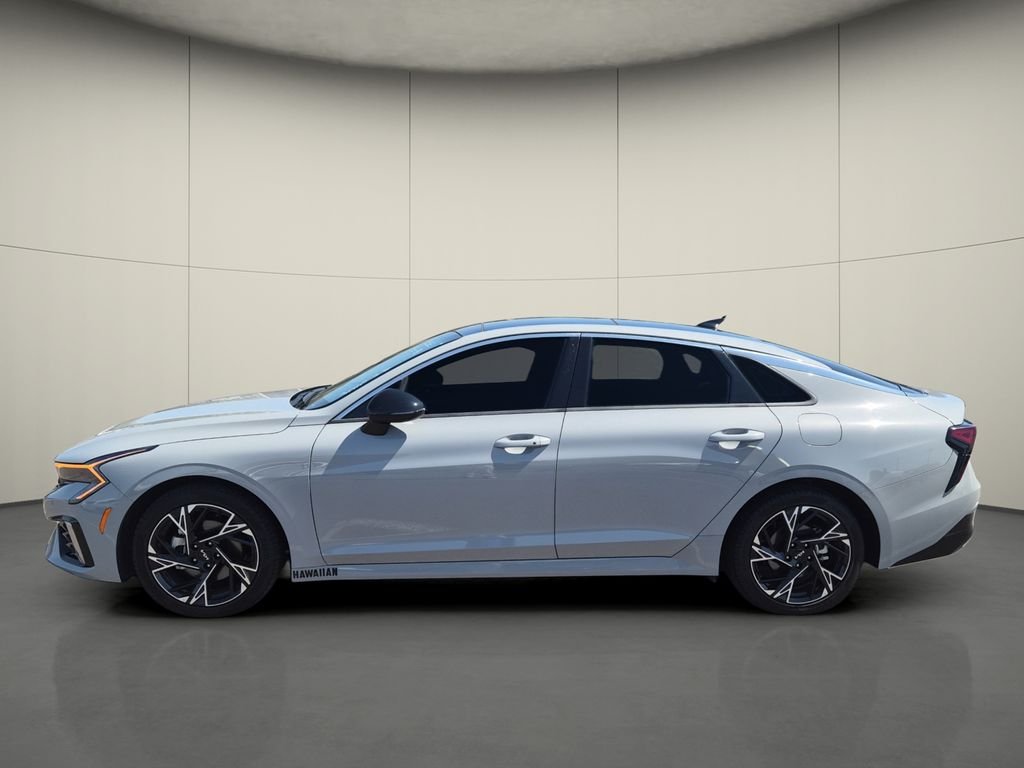Used 2025 Gray Kia GT-Line image 4