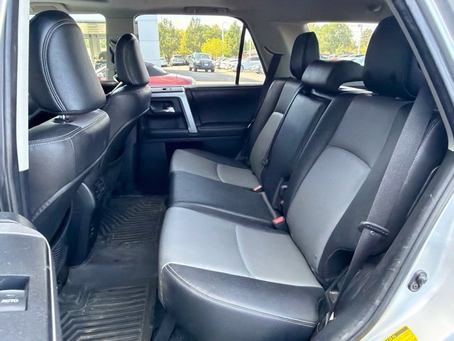 Used 2015 Silver Toyota SR5 Premium image 12