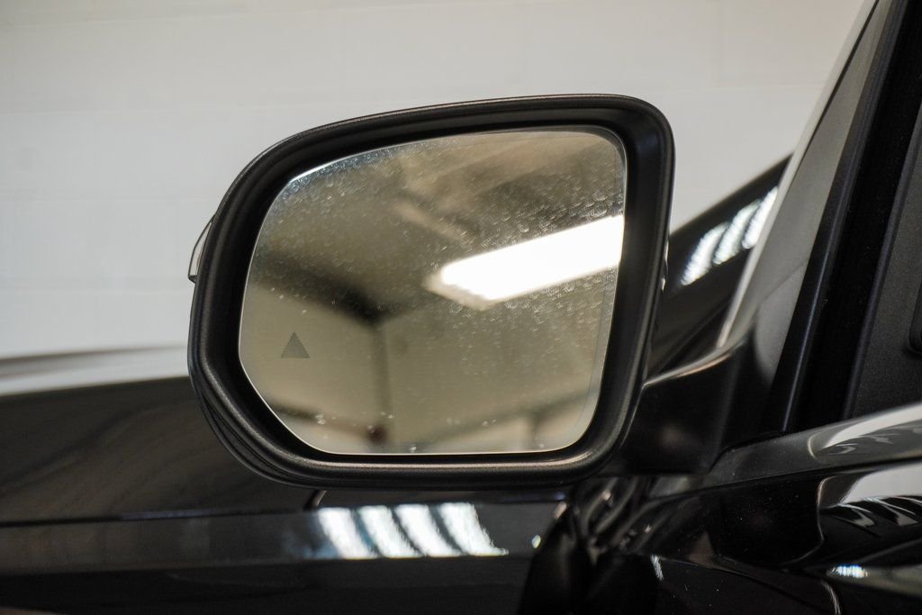 Used 2025 Black Mercedes-Benz GLS 450 image 47
