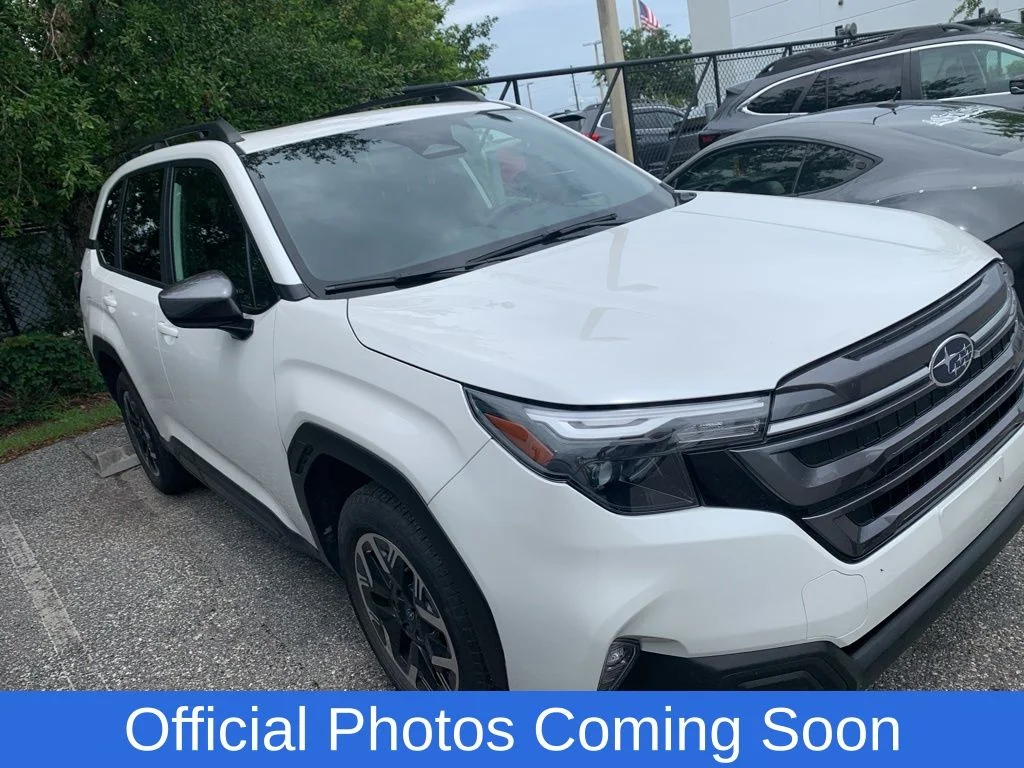 2025 Subaru Forester Premium's photo
