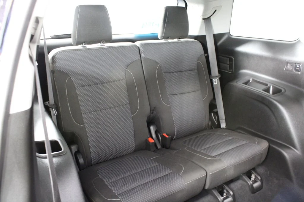 Used 2023 Black GMC SLE image 16