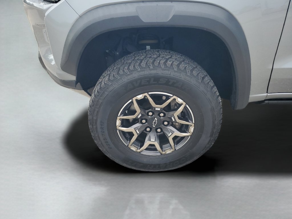 Used 2023 Gray Chevrolet ZR2 image 26
