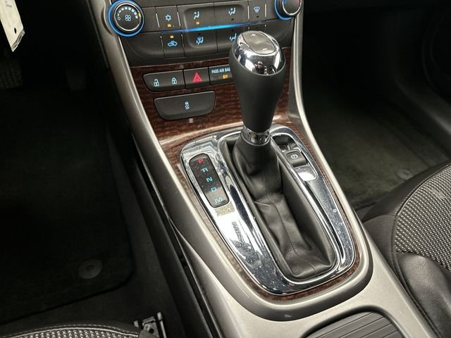 Used 2013 Silver Chevrolet LT image 23