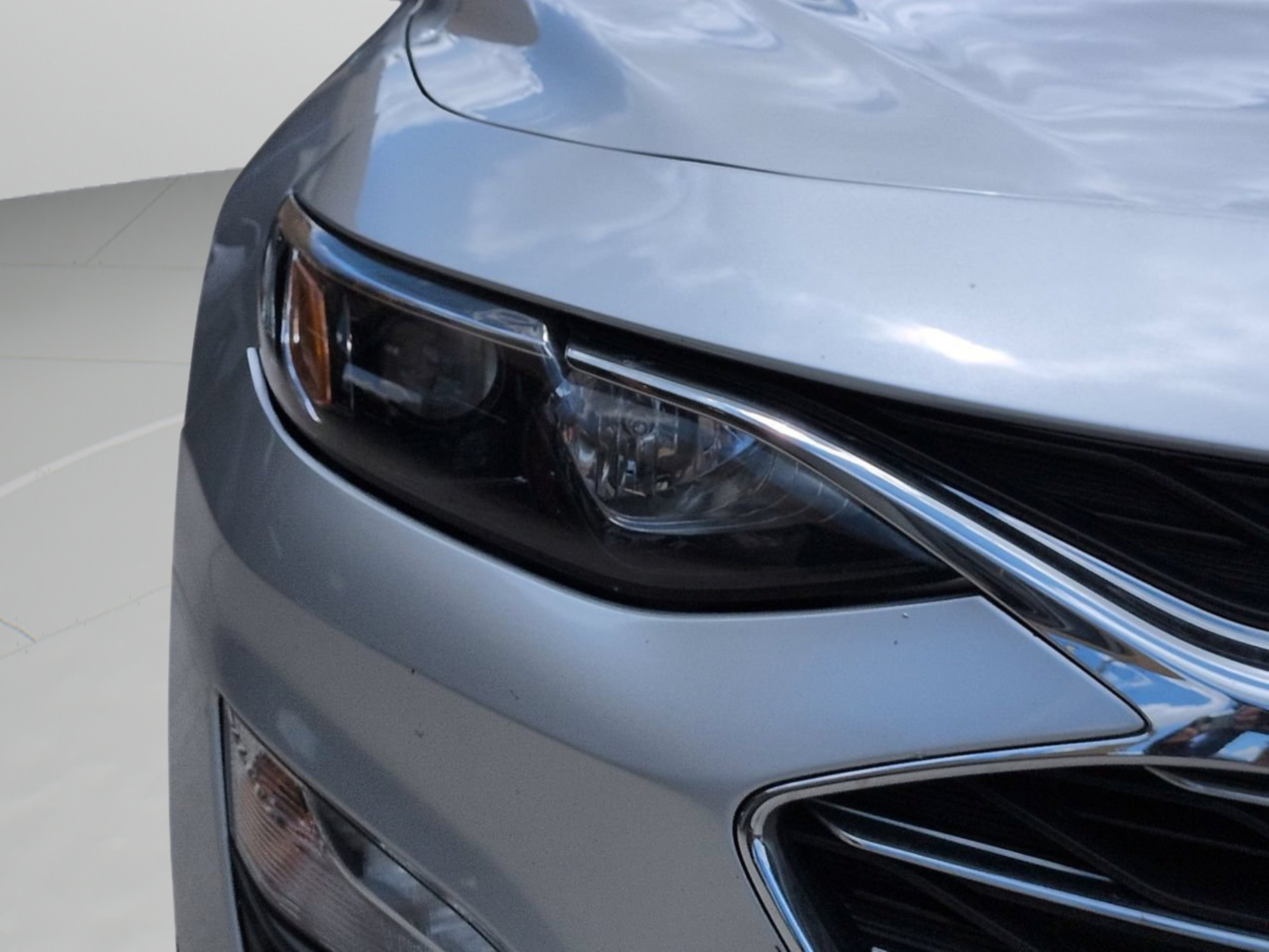 Used 2021 Silver Ice Metallic Chevrolet LT image 28