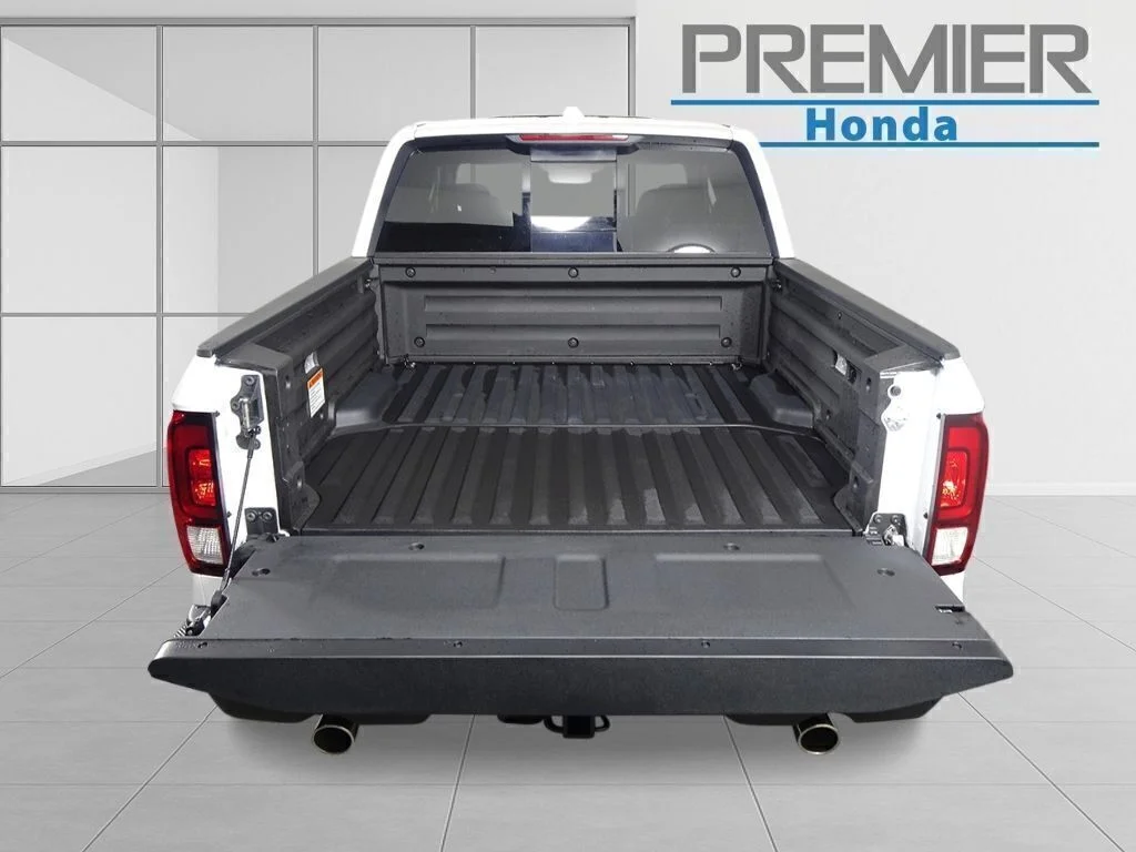 New 2026 White Honda RTL image 9