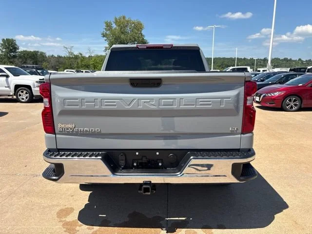 2024 Chevrolet Silverado 1500 LT - Photo 4