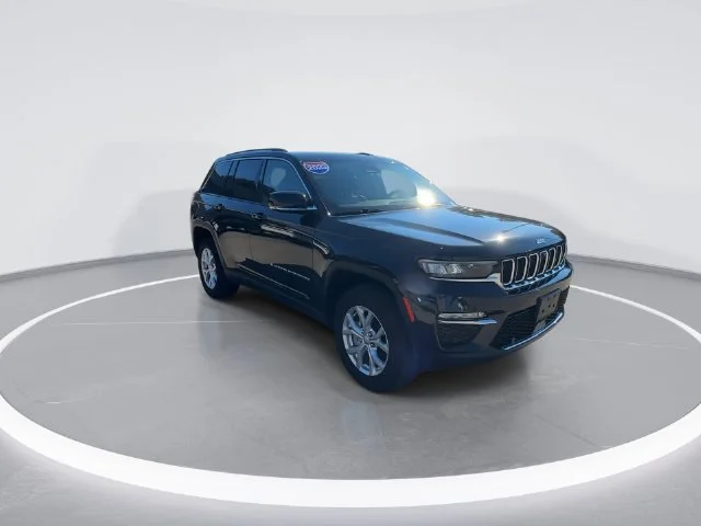 Used 2023 Brown Jeep Limited image 1