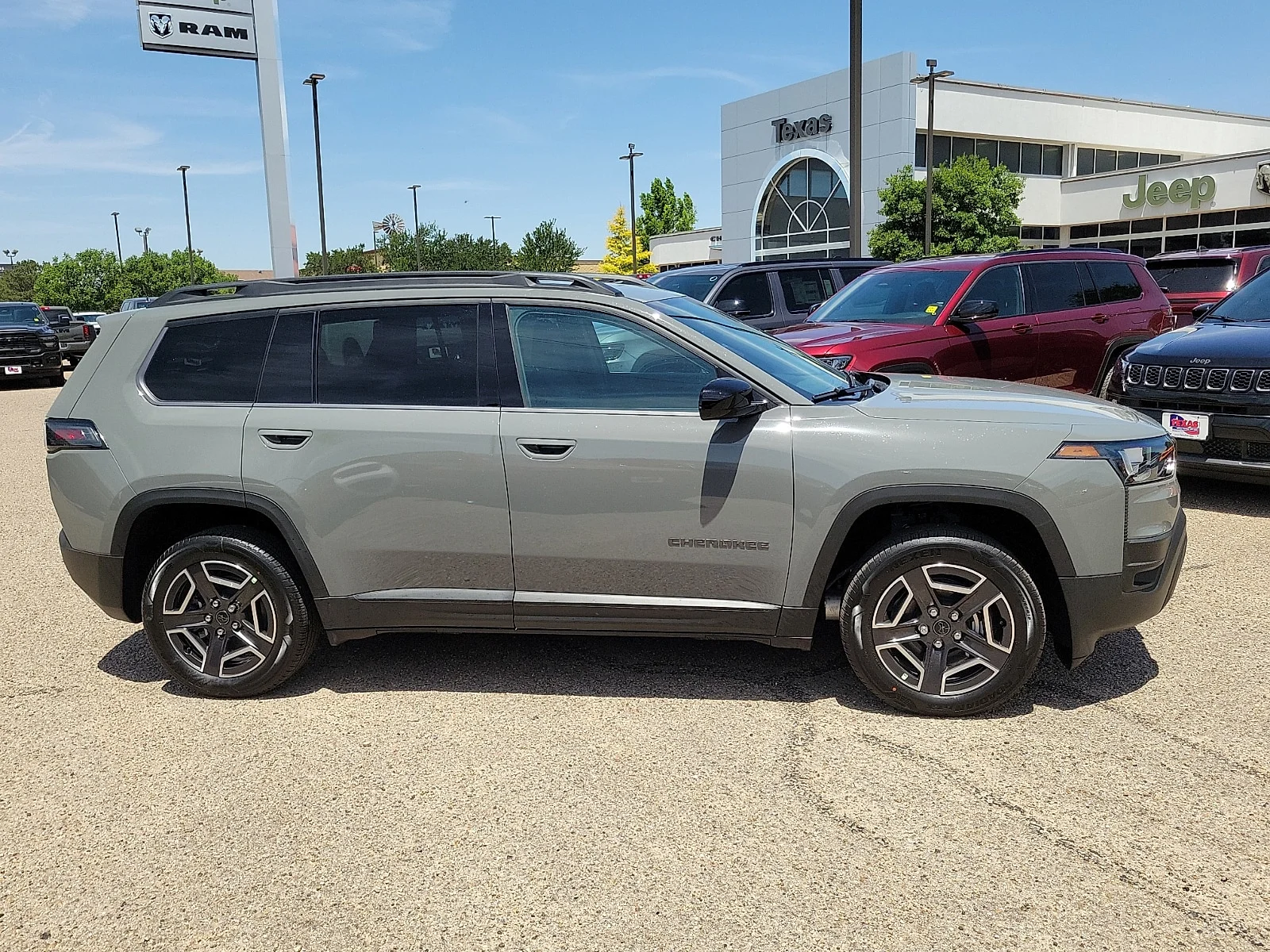 New 2026 Sting-Gray Jeep LAREDO 4X4 image 5