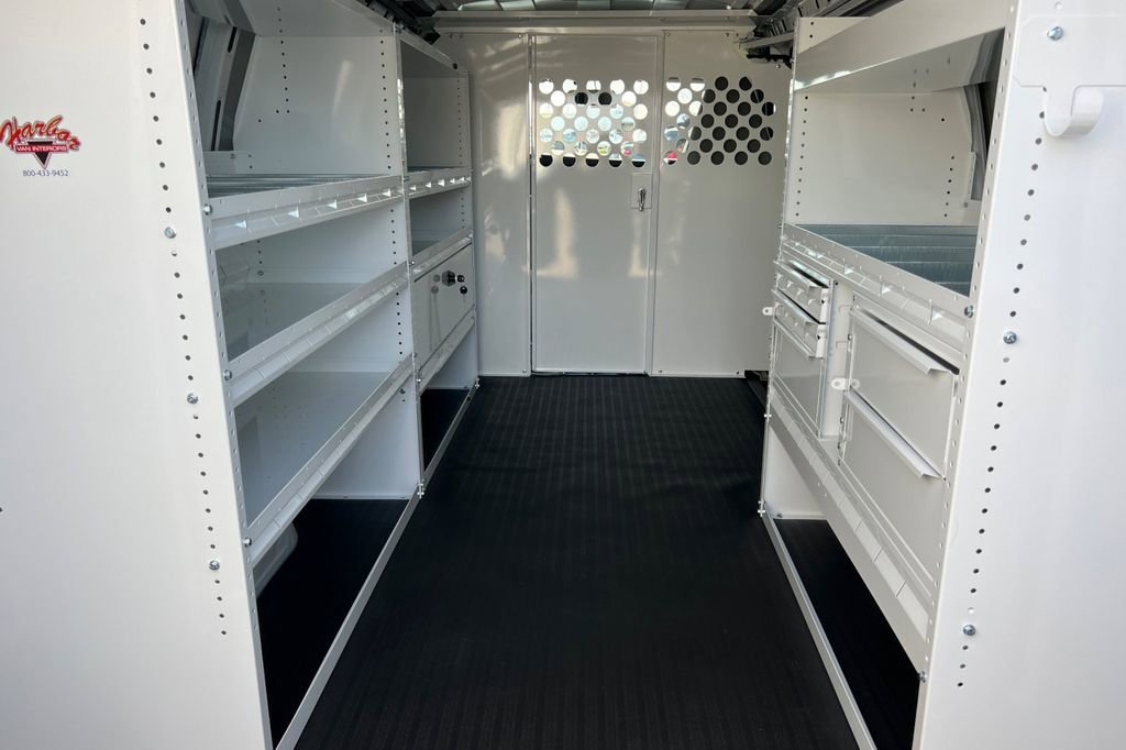 2025 Chevrolet Express Cargo Work Van - Photo 11