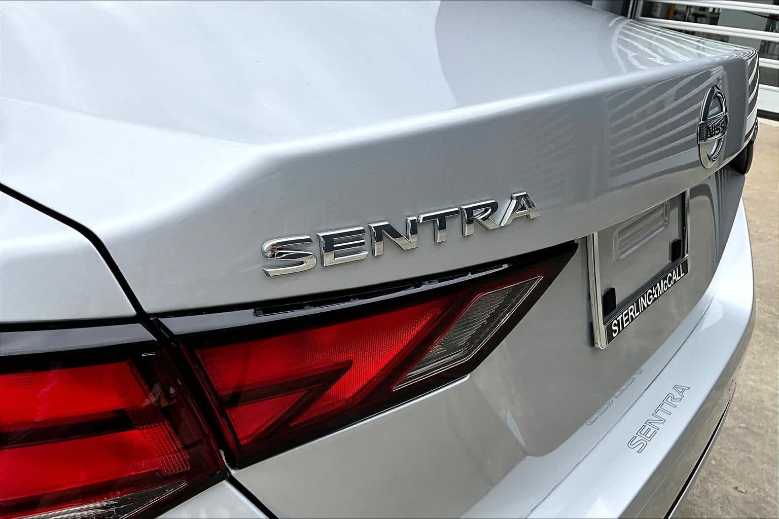 Used 2021 Brilliant Silver Metallic Nissan S image 29