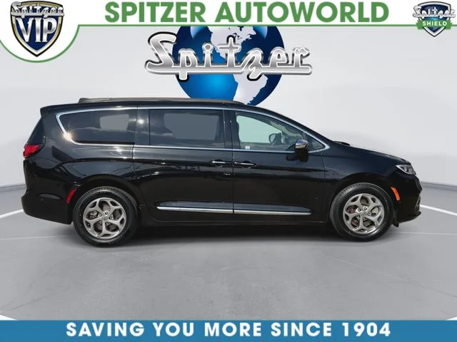 Used 2023 Black Chrysler Limited image 10