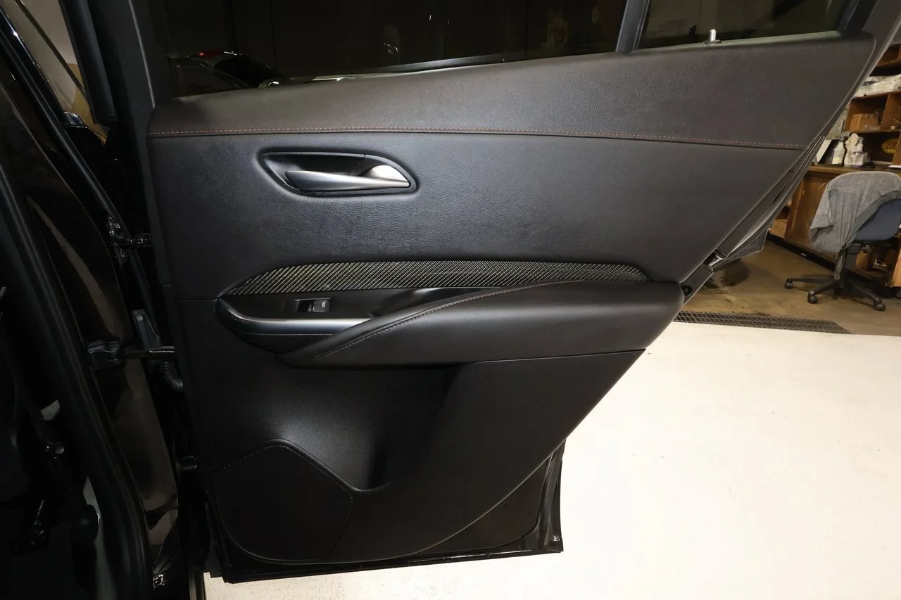 Used 2022 Stellar Black Metallic Cadillac Sport image 20