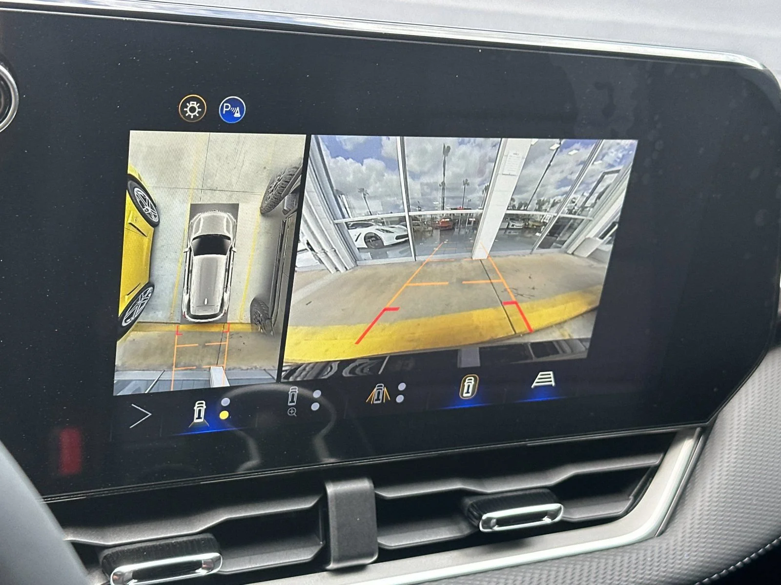 2026 Chevrolet Equinox LT - Photo 20