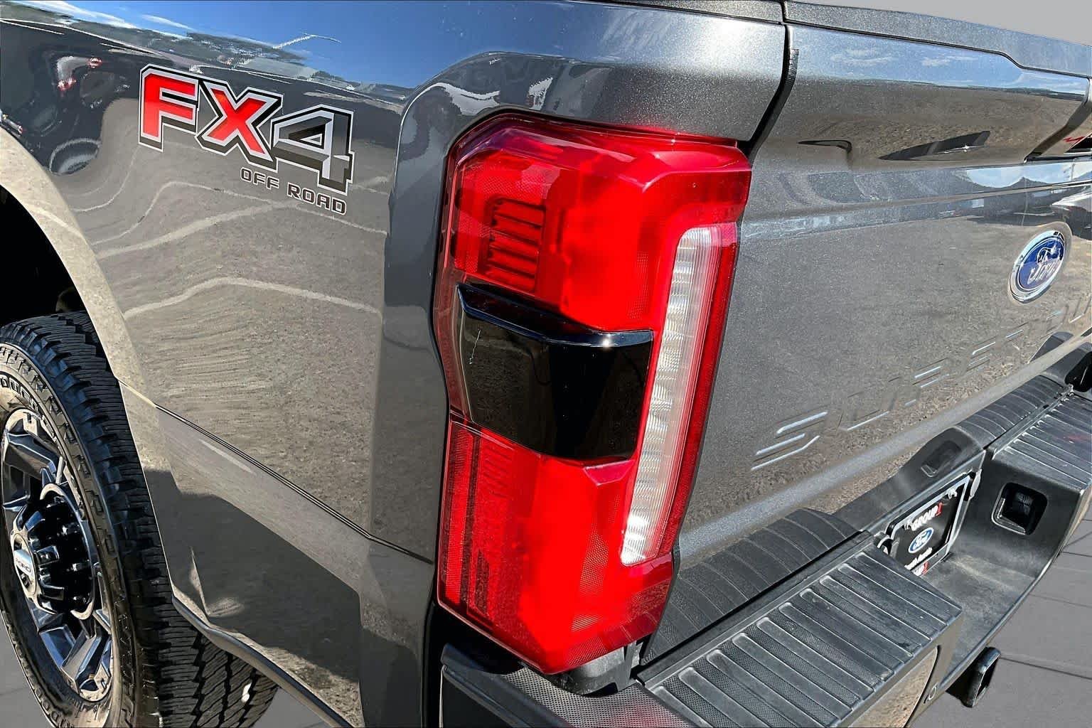 Used 2024 Carbonized Gray Ford LARIAT image 30
