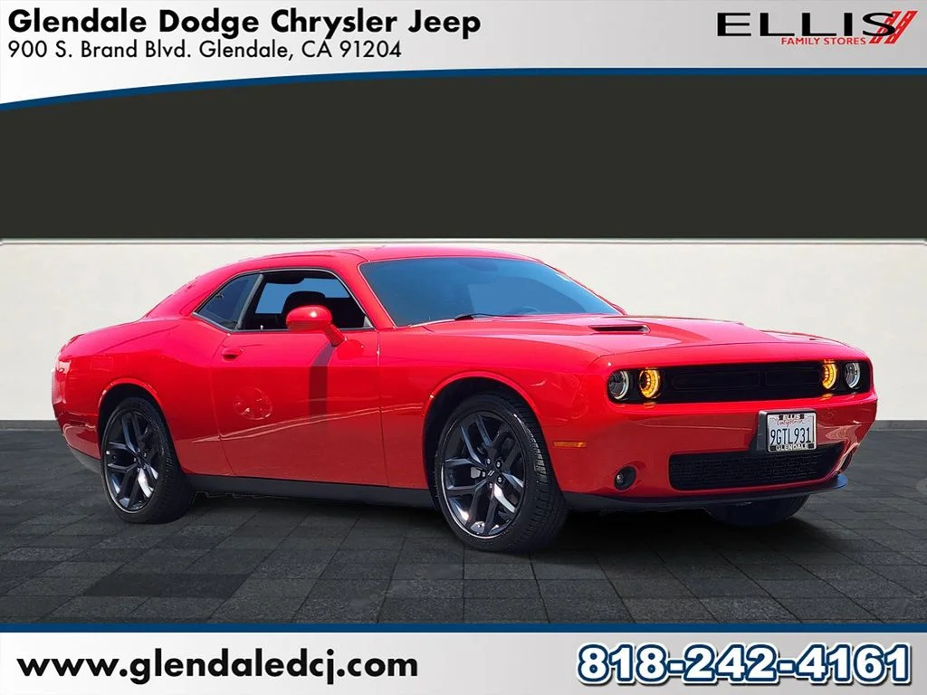 2023 Dodge Challenger SXT Auto's photo