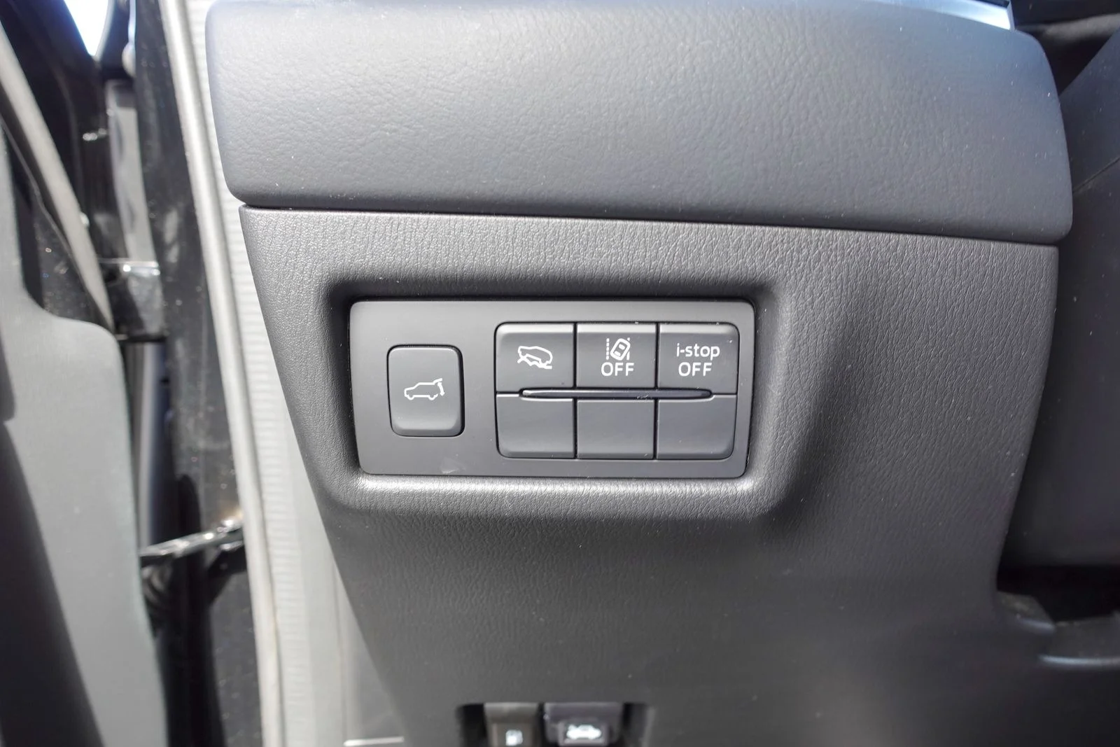Certified Used 2025 Jet Black Mica Mazda 2.5 S Carbon Edition image 18