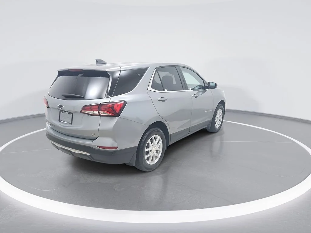 Used 2024 Gray Chevrolet LT image 7