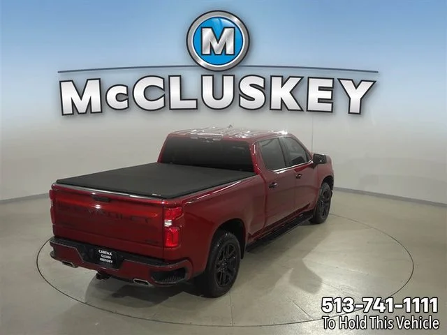 Used 2022 Red Chevrolet RST image 30