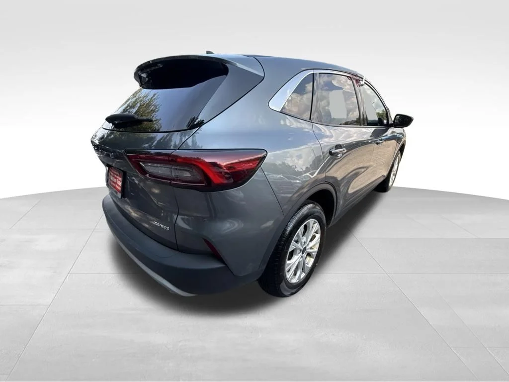 Used 2024 Gray Ford Active image 6