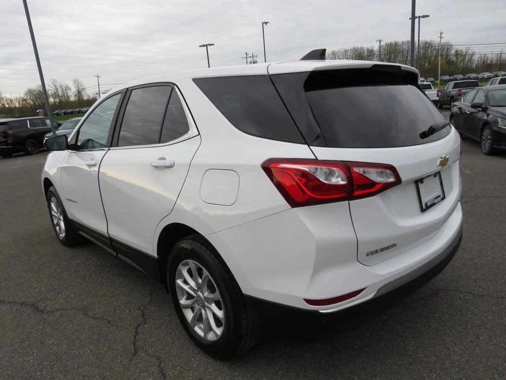 Used 2021 Summit White Chevrolet LT image 9