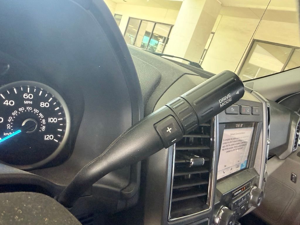 Used 2019 Silver Ford XLT image 17