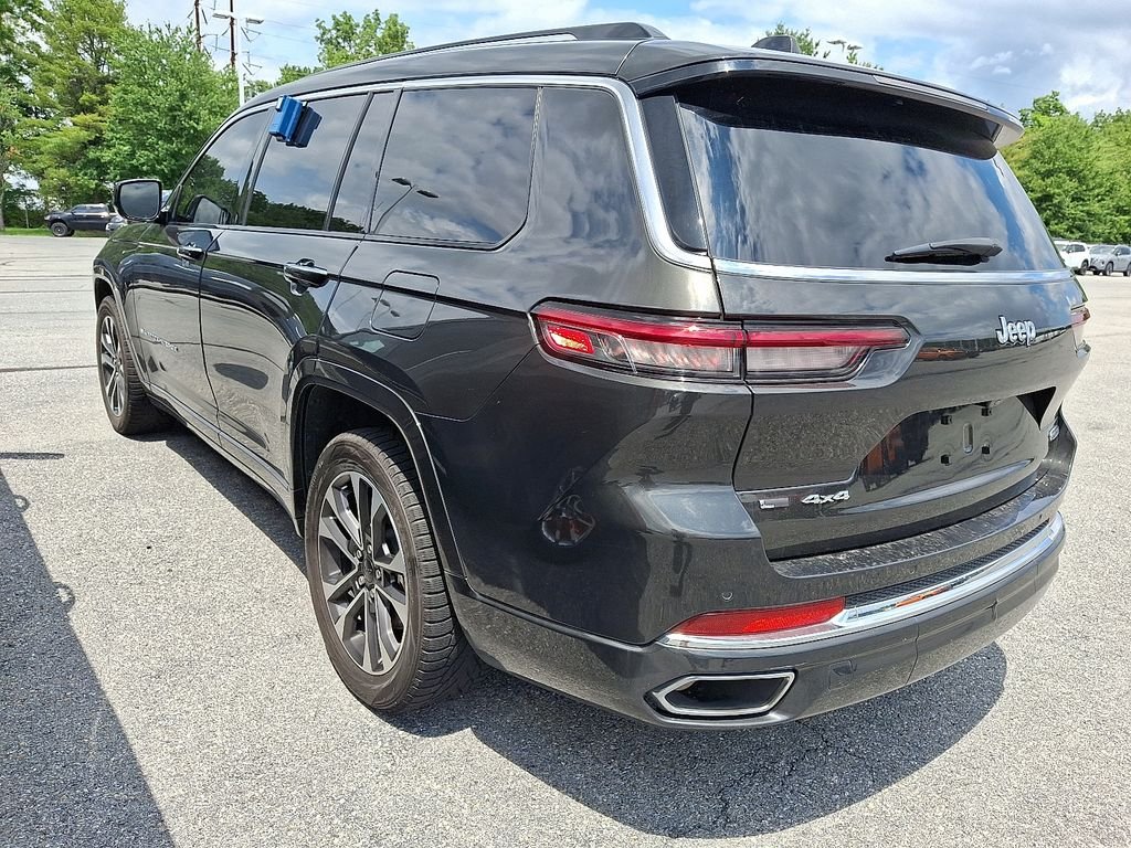 Used 2022 Rocky Mountain Pearlcoat Jeep Overland image 4