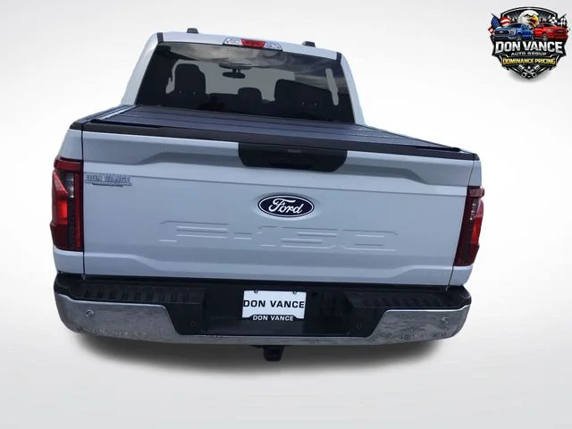 Used 2025 White Ford XLT image 4