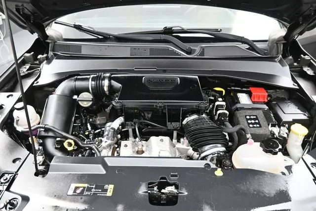 Used 2023 Gray Jeep Sport image 38