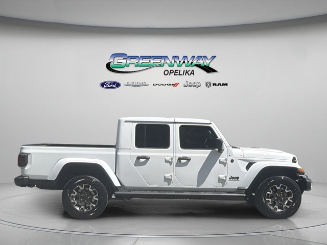 2026 Jeep Gladiator Sahara