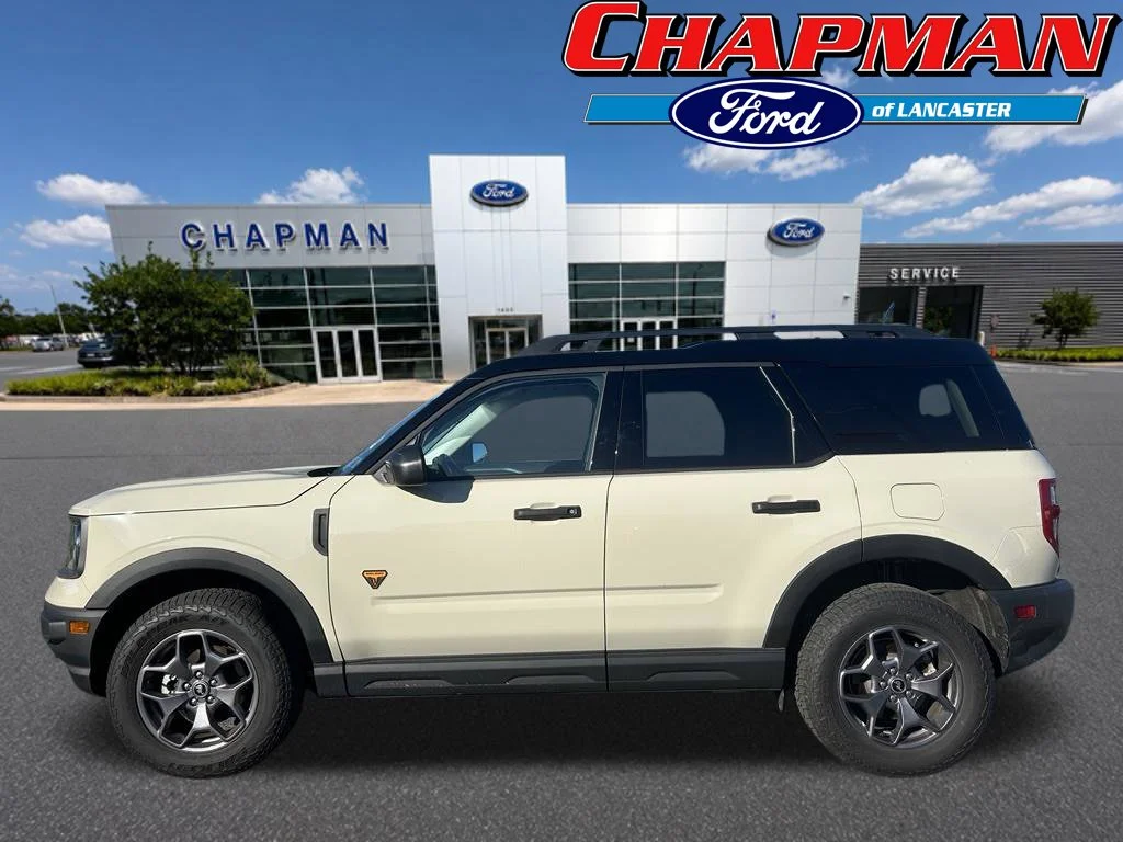 Used 2024 Desert Sand Ford Badlands image 2
